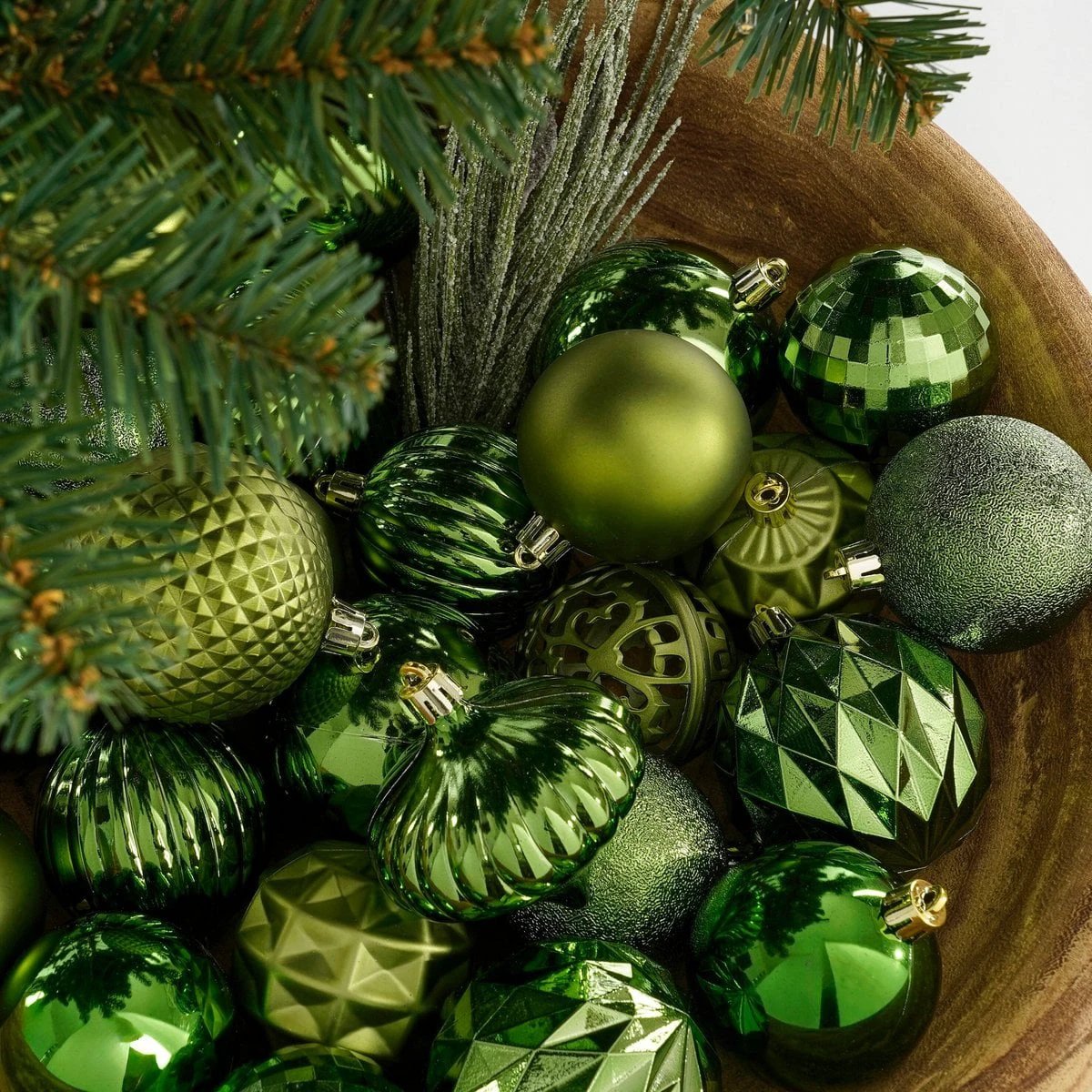 Christmas ball set Dark brown by House of Seasons
