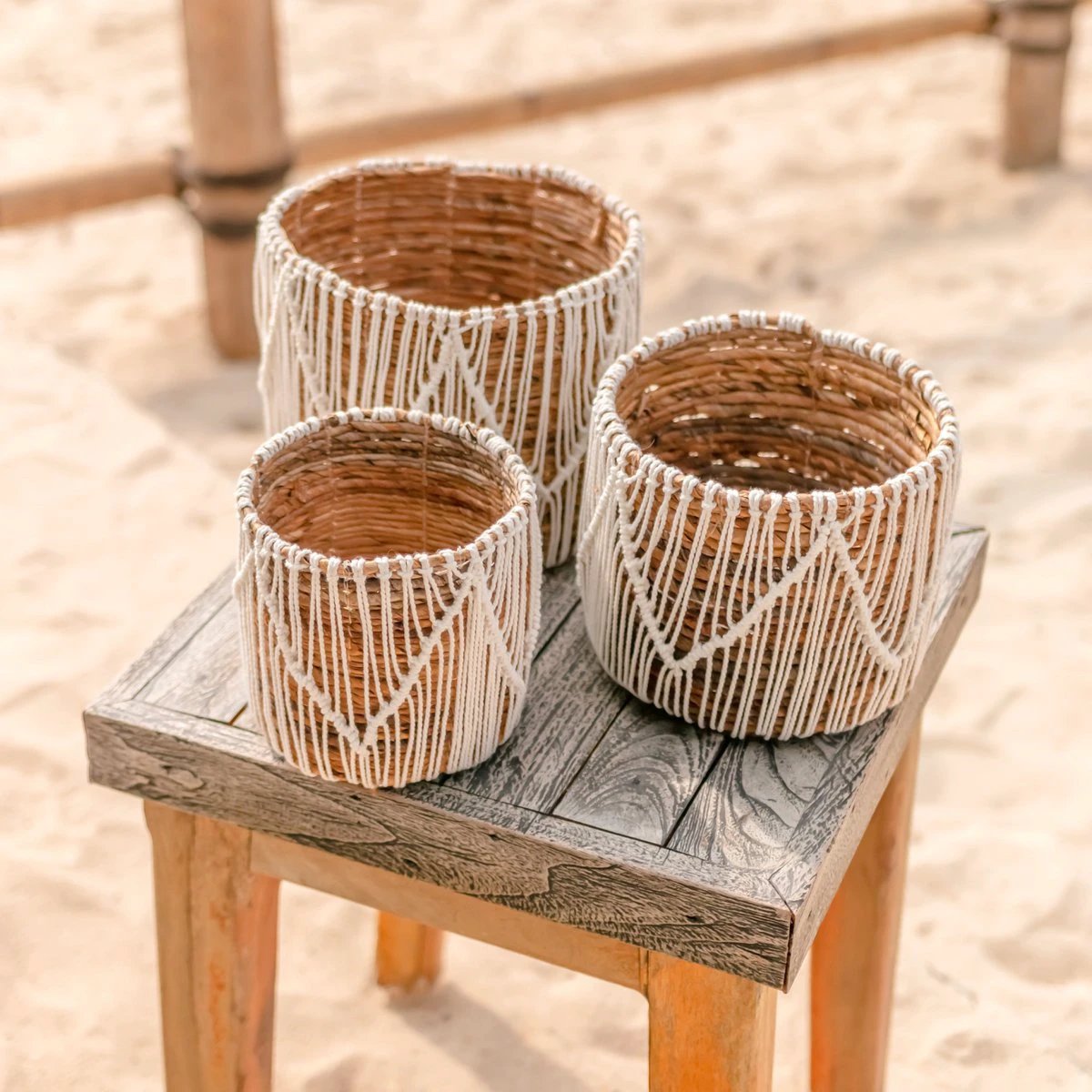 Small Seagrass Basket ORIS | Round Flower Basket | Woven Boho Basket | Plant Basket | Planter | Macrame Basket by Soeji